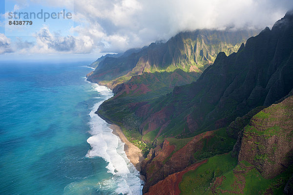 Vereinigte Staaten von Amerika  USA  Amerika  Küste  Meer  Pazifischer Ozean  Pazifik  Stiller Ozean  Großer Ozean  Ansicht  Luftbild  Fernsehantenne  Hawaii  Kauai