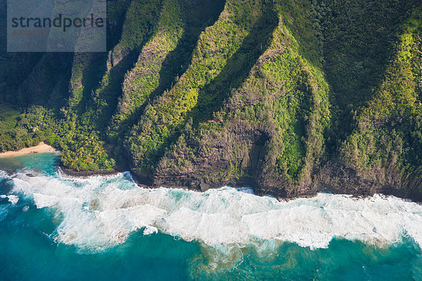 Vereinigte Staaten von Amerika  USA  Amerika  Küste  Meer  Pazifischer Ozean  Pazifik  Stiller Ozean  Großer Ozean  Ansicht  Luftbild  Fernsehantenne  Hawaii  Kauai