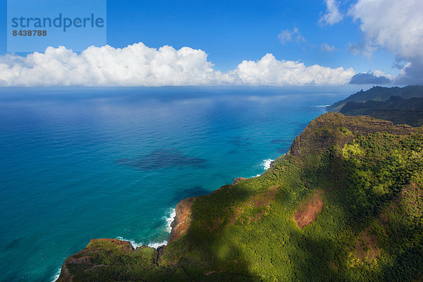 Vereinigte Staaten von Amerika  USA  Amerika  Küste  Meer  Pazifischer Ozean  Pazifik  Stiller Ozean  Großer Ozean  Ansicht  Luftbild  Fernsehantenne  Hawaii  Kauai