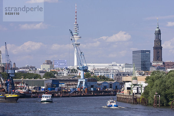 Europa  Stadt  Großstadt  fließen  Fluss  Dock  Kirche  Funkturm  Hamburg - Deutschland  Deutschland