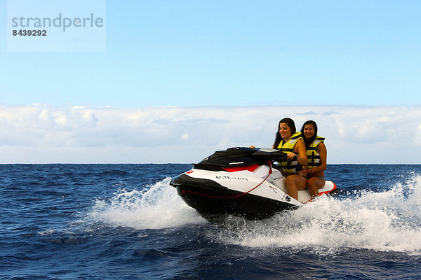Jugendlicher  Frau  Sport  europäisch  Abenteuer  Aktion  Meer  2  Kanaren  Kanarische Inseln  Jetski  Mädchen  Spanien  Teneriffa