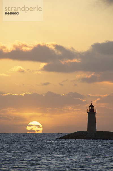 Außenaufnahme bauen Europa Abend Sonnenuntergang Gebäude Küste niemand Meer Architektur Stimmung Leuchtturm Balearen Balearische Inseln Mallorca Mittelmeer Spanien