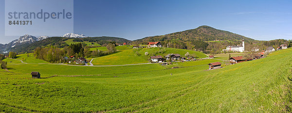 Kreuzgang  Panorama  Landschaftlich schön  landschaftlich reizvoll  Zorn  Landschaft  Gebäude  Vertrauen  Kirche  Religion  Kirchturm  Alpen  Bayern  Deutschland  Kloster  Oberbayern