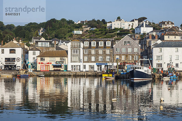 Fischereihafen  Fischerhafen  Hafen  Europa  britisch  Großbritannien  Küste  Mevagissey  Cornwall  England  Fischerboot  Fischerdorf