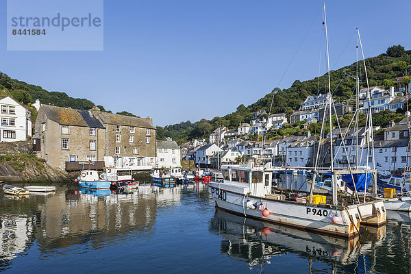 Fischereihafen  Fischerhafen  Hafen  Europa  britisch  Großbritannien  Küste  angeln  Cornwall  England  Fischerboot  Fischerdorf