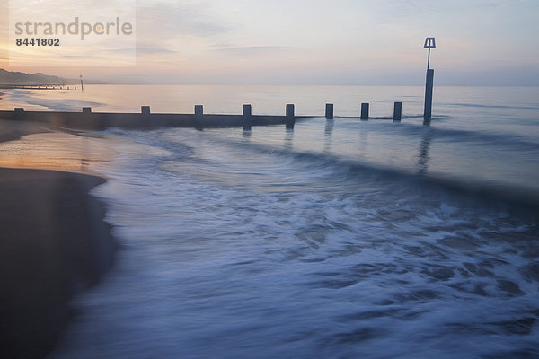 Europa  Strand  britisch  Großbritannien  Küste  Sonnenaufgang  Morgendämmerung  Meer  ernst  Urlaub  Bournemouth  Dorset  England