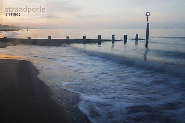 Europa  Strand  britisch  Großbritannien  Küste  Sonnenaufgang  Morgendämmerung  Meer  ernst  Urlaub  Bournemouth  Dorset  England