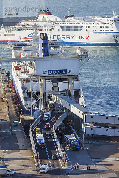 Hafen Europa britisch Großbritannien Küste Meer Dock Schiff Fähre verschiffen England Ärmelkanal Fährterminal Kent