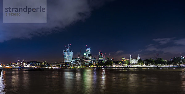 UK  London  view at illuminated skyline