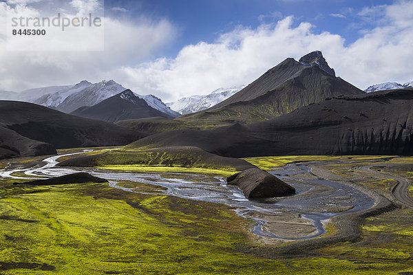 Iceland  Sudurland  region Landmanalauger  mountains and river