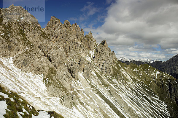 Austria  Tyrol  Karwendel mountains  View of Alps