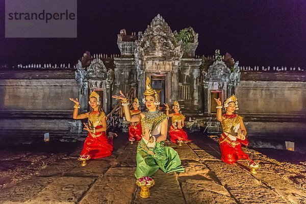 Tradition  Nacht  zeigen  tanzen  Südostasien  UNESCO-Welterbe  Vietnam  Angkor  Asien  Kambodscha