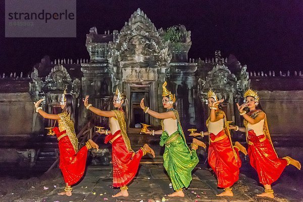 Tradition Nacht zeigen tanzen Südostasien UNESCO-Welterbe Vietnam Angkor Asien Kambodscha