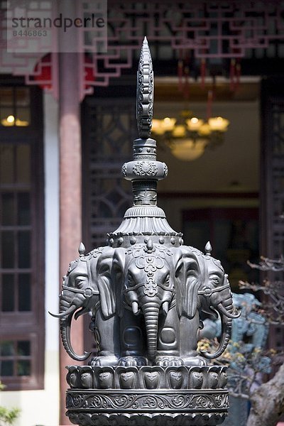 Statue  Elefant  China  Bronze  Buddha  Innenhof  Hof  Shanghai