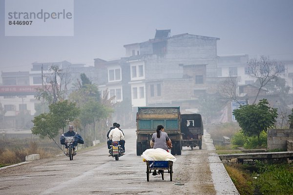 Mensch Menschen Reise Fernverkehrsstraße China