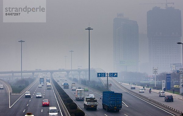 nahe  Finanzen  schmutzig  Autobahn  China  Ortsteil  Straßenverkehr  Xian