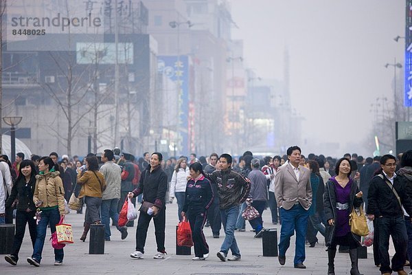 Straße  Laden  Peking  Hauptstadt  Mittelpunkt  China  bevölkert