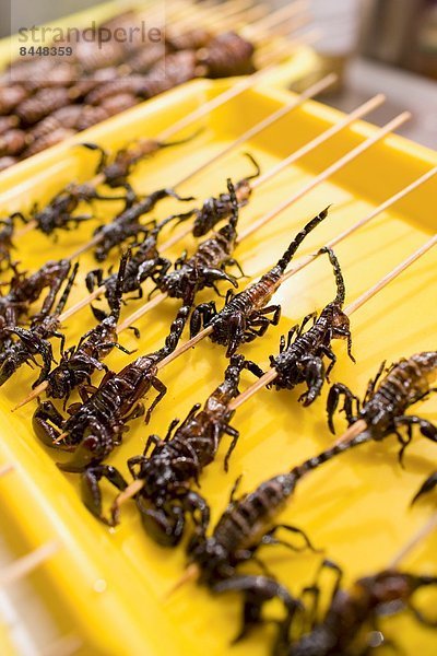 Nacht  Peking  Hauptstadt  verkaufen  China  Skorpion - Tier  tief  fettgebraten  Markt