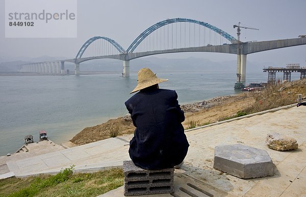 bauen  Mann  Brücke  Zug  China