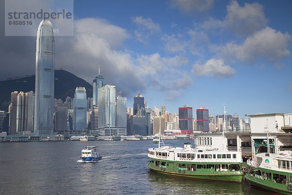 Skyline  Skylines  sternförmig  Fähre  Insel  China  Asien  Hongkong