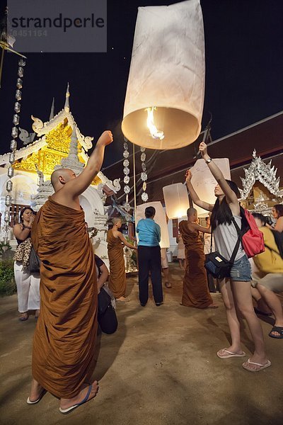 Papier  Laterne - Beleuchtungskörper  Festival  Südostasien  Asien  Chiang Mai  Thailand