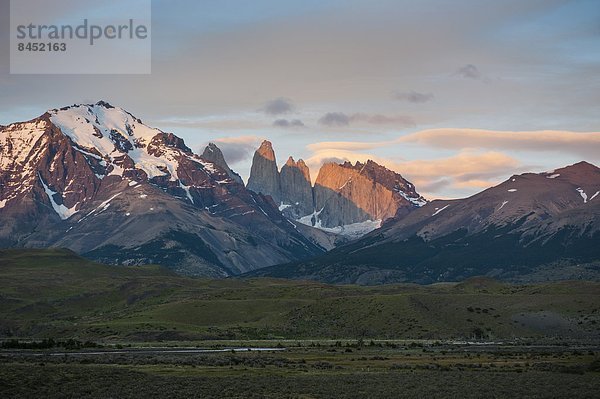 Morgen  Beleuchtung  Licht  über  früh  Chile  Patagonien  Südamerika