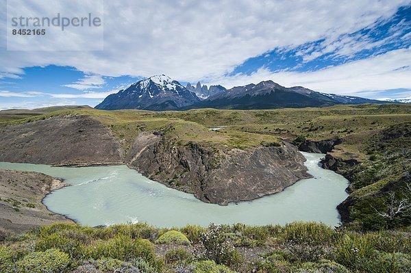 Biegung  Biegungen  Kurve  Kurven  gewölbt  Bogen  gebogen  Fluss  Chile  Patagonien  Südamerika