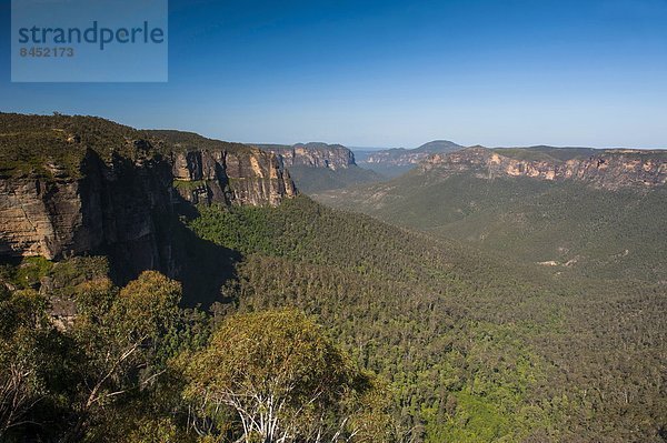 Berg  Felsen  Steilküste  blau  Pazifischer Ozean  Pazifik  Stiller Ozean  Großer Ozean  Australien  New South Wales