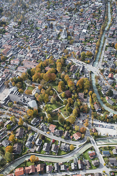 Luftbild  Garmisch  Garmisch-Partenkirchen  Bayern  Deutschland