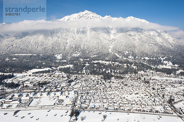 Ortsansicht Garmisch  Garmisch-Partenkirchen  Loisachtal  Bayern  Deutschland