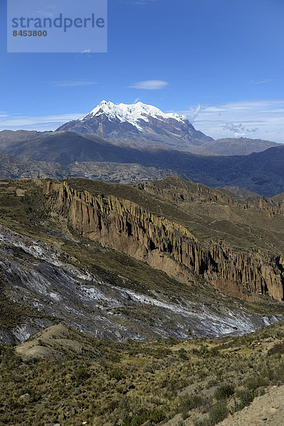 Palca Canyon und Gletscher Illimani  6.439 Meter  bei La Paz  Departamento La Paz  Bolivien