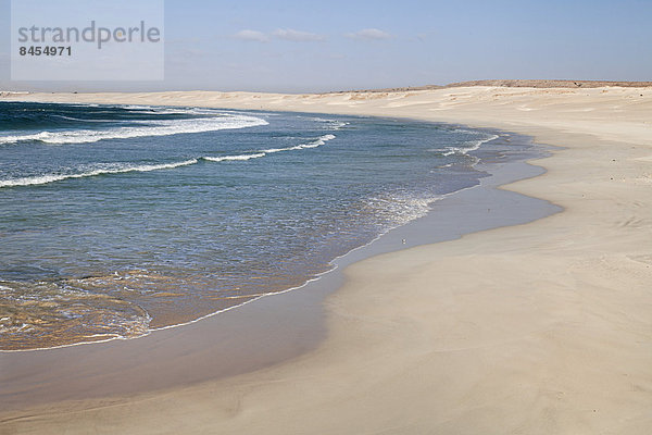 Dünenlandschaft am Strand Praia de Chaves  an der Westküste der Insel Boa Vista  Kapverden