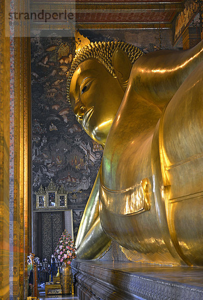 Statue des liegenden Buddha  Tempel Wat Pho  Bangkok  Thailand