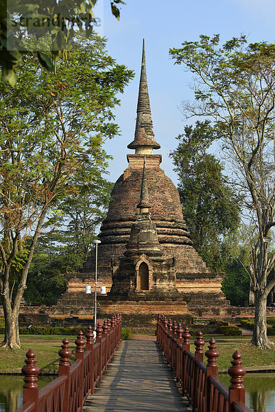Wat Sa Si oder Wat Sra Sri  Geschichtspark Sukhothai  Sukhothai  Nordthailand  Thailand
