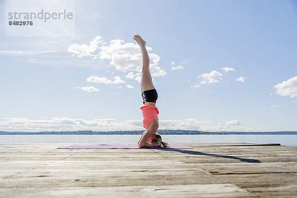 Europäer Frau üben Yoga