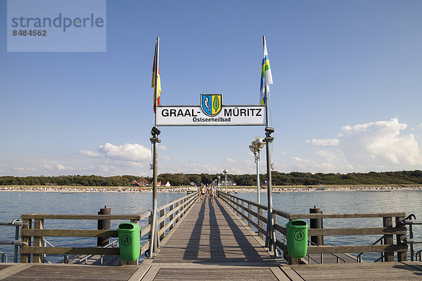 Seebr¸cke  Graal-M¸ritz  Mecklenburg-Vorpommern  Deutschland