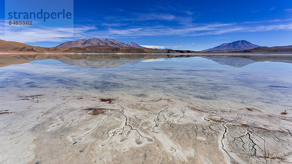 Der See Laguna Ramaditas  Departamento PotosÌ  Altiplanpo-Hochland  Anden  Bolivien