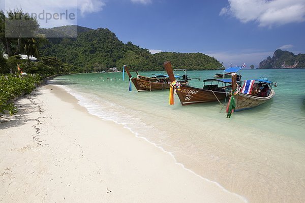 Strand  Boot  lang  langes  langer  lange  Südostasien  Krabi  Asien  Bucht  Thailand