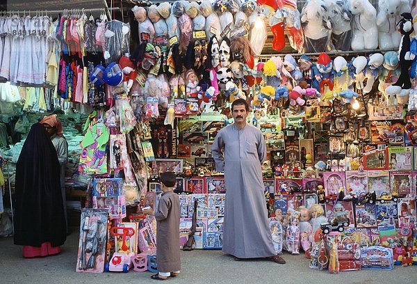 blicken  klein  Spielzeug  Kuwait  Markt