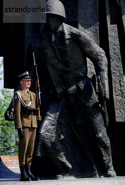 Warschau  Hauptstadt  Soldat  Monument  Aufmerksamkeit  Wachmann  Polen  Gewehr