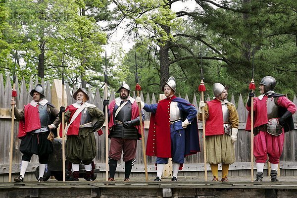 Vereinigte Staaten von Amerika  USA  Geschichte  zeigen  Produktion  Virginia  Festung  Kostüm - Faschingskostüm