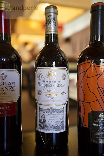zeigen Weingut Wein Retro Laden Zimmer Elciego Spanien