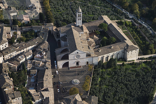 Kirche Santa Chiara  Piazza Santa Chiara  Altstadt  Assisi  Umbrien  Italien