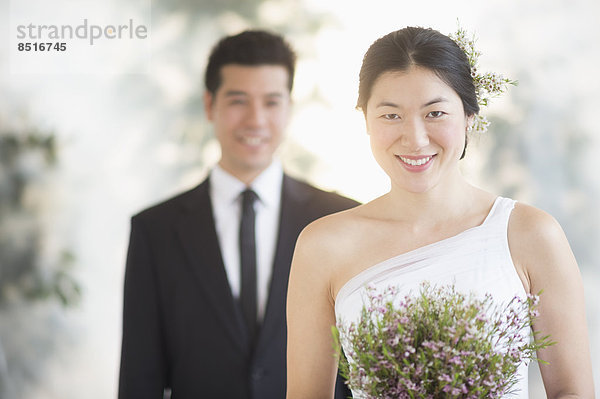 Blumenstrauß  Strauß  Braut  Hochzeit  halten
