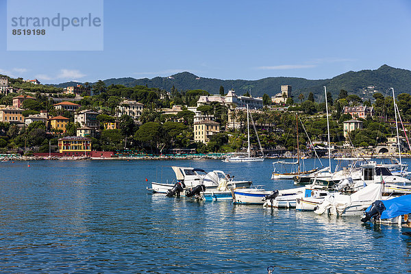 Italien  Ligurien  Santa Margherita Ligure  Stadtbild mit Hafen