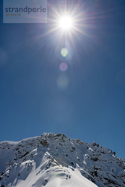Schweiz  Arosa  schneebedeckter Berg