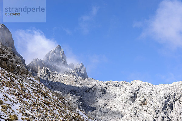 Spain  Cantabria  Picos de Europa National Park  Hiking area Los Urrieles