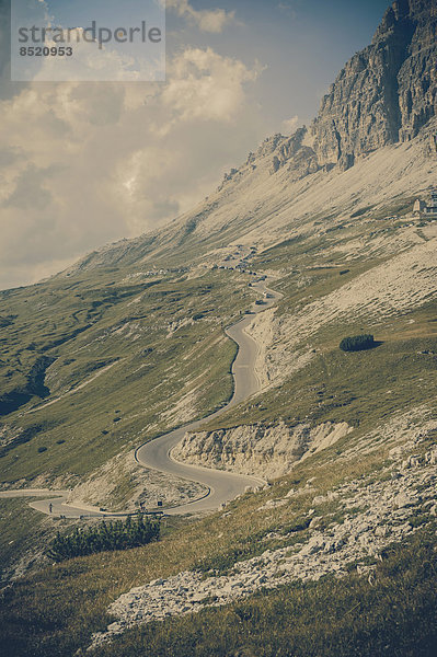 Italien  Provinz Belluno  ßeneto  Auronzo di Cadore  Bergstraße bei Tre Cime di Laßaredo