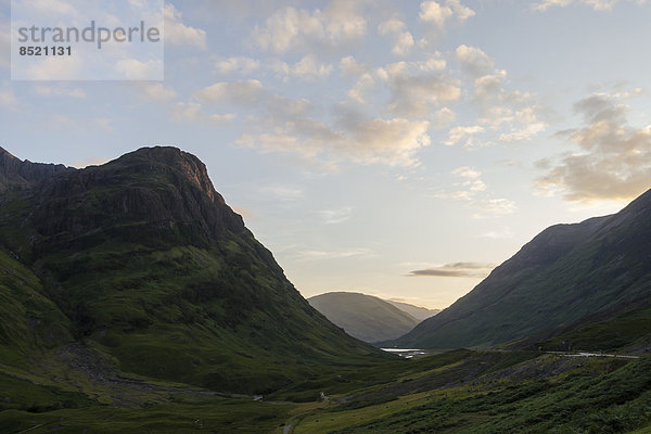 UK  Schottland  Glen Coe  ßalley bei eßening light