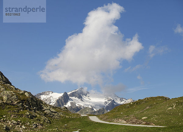 Schweiz  Urner Alpen  Wanderweg am Sustenpass